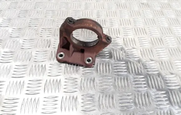 Volvo XC70 Driveshaft support bearing bracket 30711368