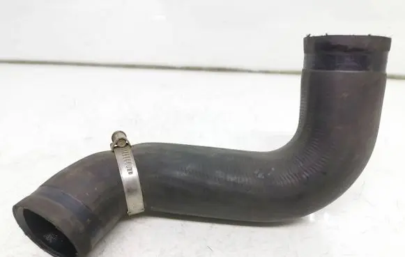 Nissan NV200 Engine coolant pipe/hose
