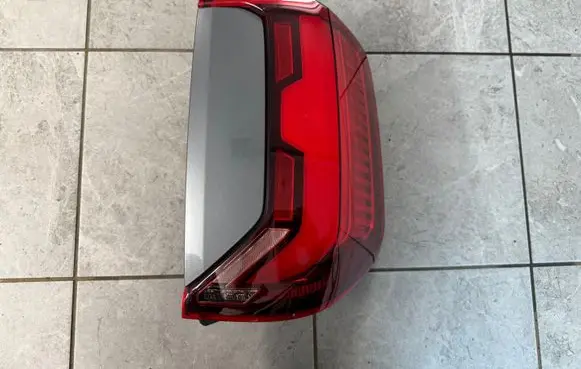 Rear/tail lights