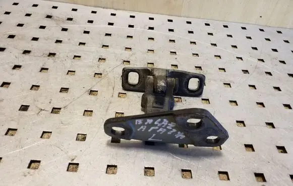 BMW X5 E53 Loading door lower hinge 