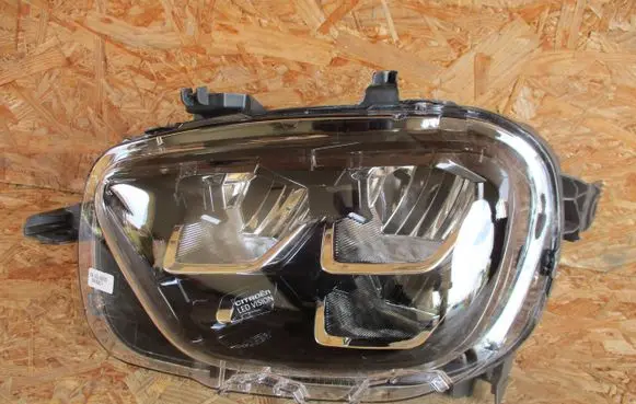 Headlight/headlamp