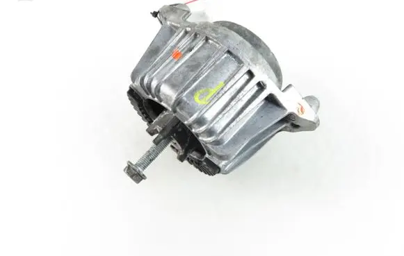 Mercedes-Benz E W212 Engine mount vacuum valve 