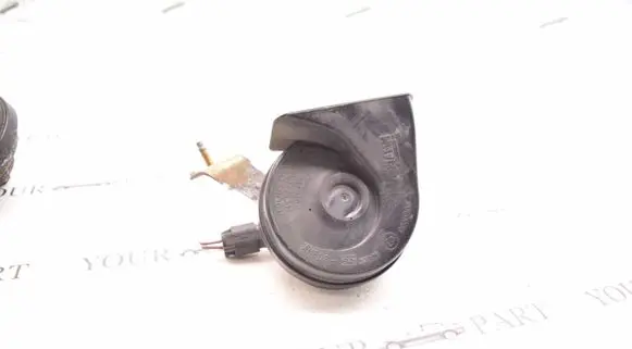 BMW 3 E46 Horn signal 8379713