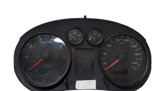 Audi A2 Speedometer (instrument cluster) 8Z0920900A 110080020002