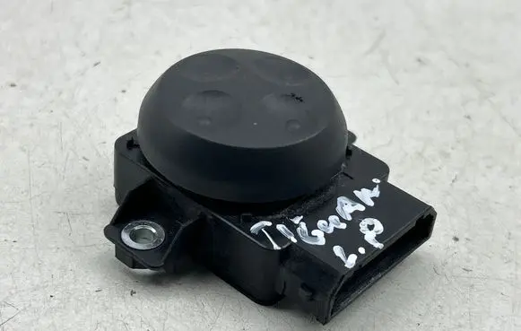 Volkswagen Tiguan Seat control switch 8E0959777B 03481451