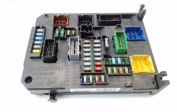 Peugeot 508 Fuse module 9664992380 966499238000