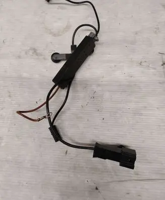Mercedes-Benz CLS C218 X218 Aerial antenna amplifier A2128704589