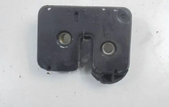 Seat Ibiza II (6k) Tailgate/trunk/boot lock/catch/latch 6K6827505A
