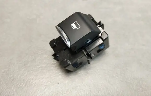 Volkswagen Amarok II Quarter vent window switch N1AT14522BW N1XT14529