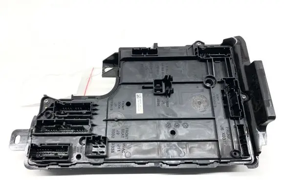 Tesla Model Y Central body control module 165764802A