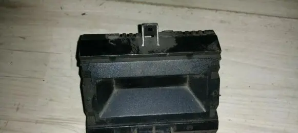 Renault Laguna I Screen/display/small screen 7700822081 g6330