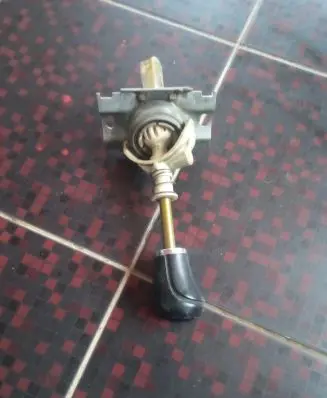 Audi A4 S4 B5 8D Gear shifter/selector 