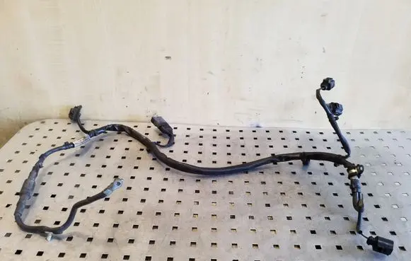 Volkswagen PASSAT CC Wires (generator/alternator) 3AA971230T