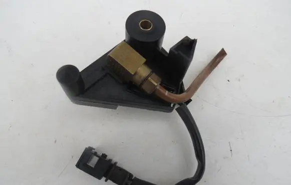 Porsche Cayenne (9PA) Vacuum valve 7L0616751A