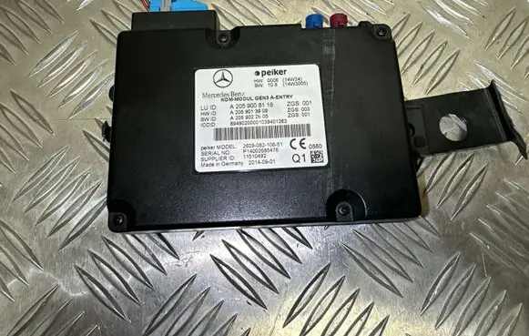 Mercedes-Benz C AMG W205 Bluetooth control unit module A2059008118