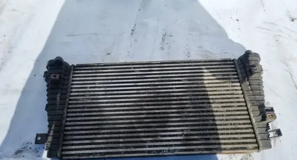 Opel Zafira B Intercooler radiator 13223395