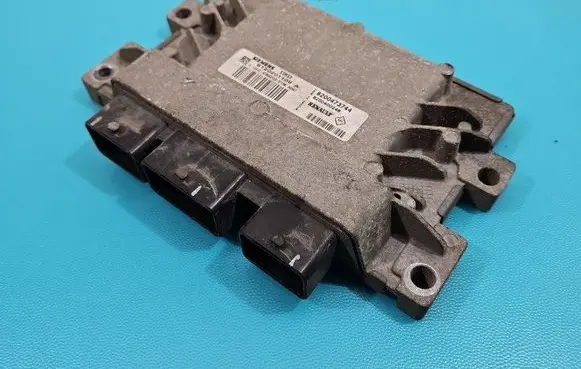 Renault Clio II Engine control unit/module ECU 8200473744 IMPRK1441255