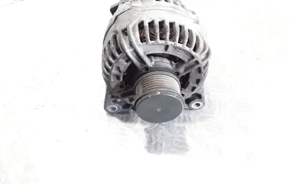 Nissan Qashqai Generator/alternator 0124525140 8200728292C 8200728292