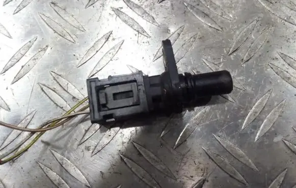 Ford Mondeo Mk III Camshaft position sensor 2s7q12k073ba 2s7q-12k073-ba