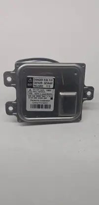 Dodge Challenger Headlight ballast module Xenon D3RD3S2000 CHVA77D10031