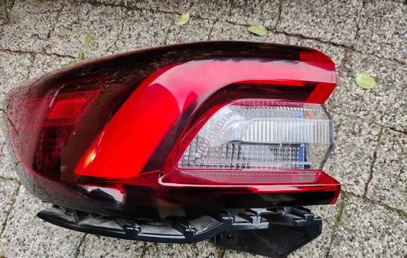 Ford Escape IV Rear/tail lights PJ6B13405A