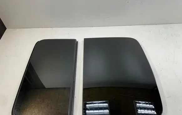 Audi Q8 Sunroof set 4M8504224
