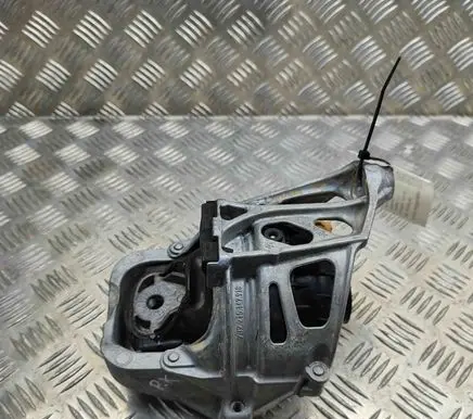 Audi Q5 SQ5 Engine mount bracket 4M019371GK