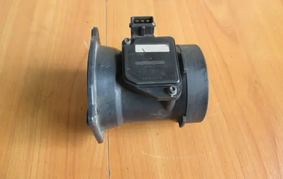 Audi A6 S6 C5 4B Mass air flow meter AFH7008C