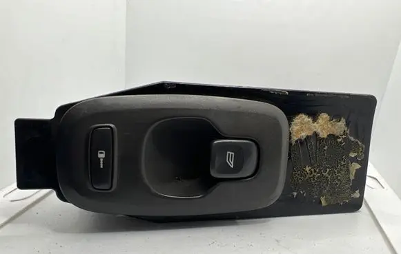 Volvo V70 Electric window control switch 30658117 MP384100011
