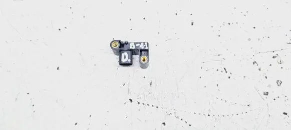 BMW 1 E81 E87 Airbag deployment crash/impact sensor 6911003