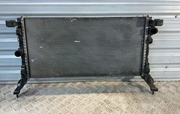 Renault Laguna III Coolant radiator 214100005R H9418006 0004382