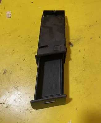 Mercedes-Benz E W211 Glove box A2116801152 2116801152