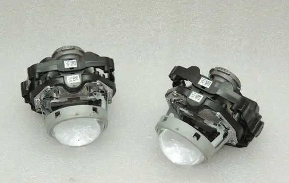 Volkswagen Tiguan Headlight part 03B3888056