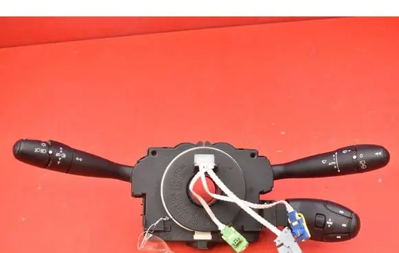 Citroen Xsara Picasso Other switches/knobs/shifts 96605635XT
