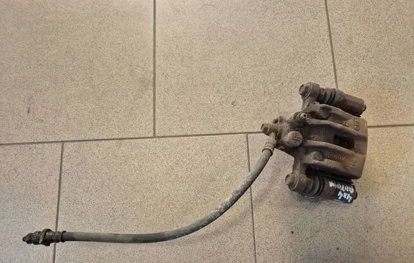Hyundai ix35 Rear brake caliper 