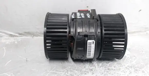 Opel Vivaro Heater fan/blower 003245502206