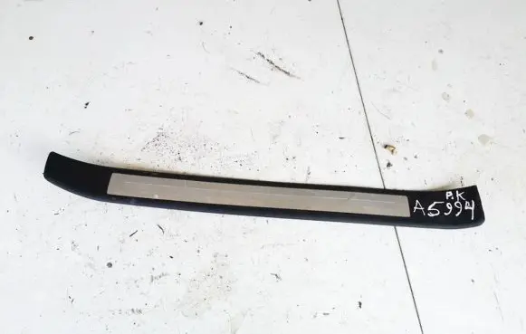 Audi A4 S4 B7 8E 8H Front sill trim cover 8e0853373g
