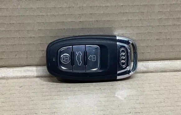 Audi A4 S4 B8 8K Ignition key/card 8K0959754H