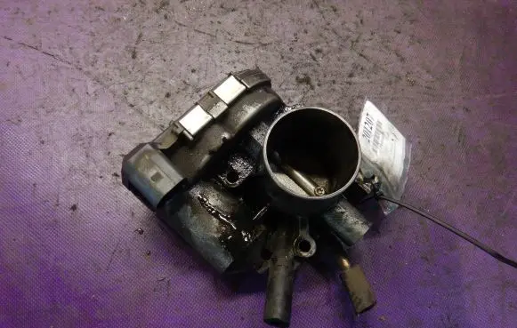 Volkswagen Lupo Throttle body valve 030133062C