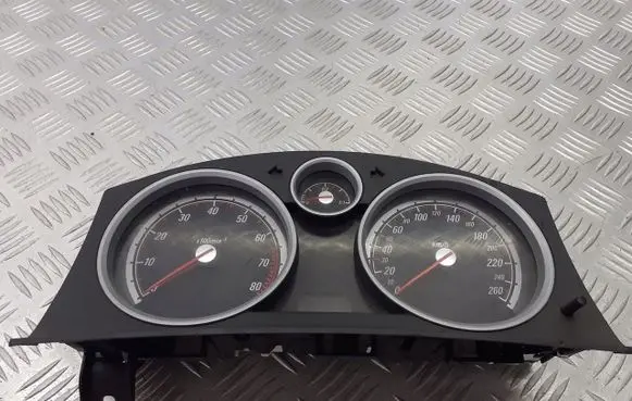 Opel Astra H Tachometer 13216674