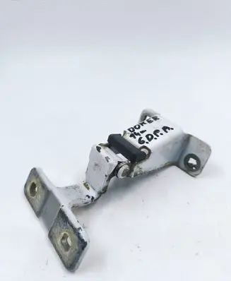 Dacia Dokker Loading door lower hinge 