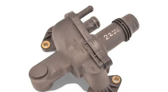 Jaguar XF X250 Thermostat/thermostat housing 4H2Q8592BF JDE3972 4H2Q8592BG