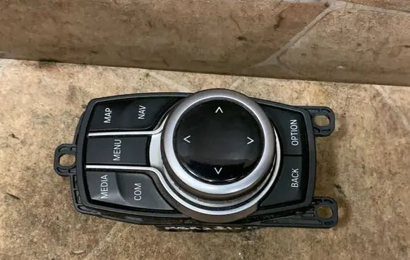 BMW 3 F30 F35 F31 Head unit multimedia control 6992827