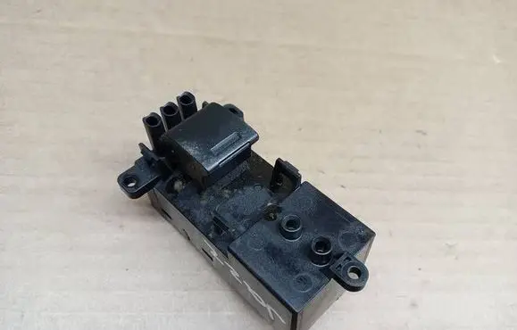 Electric window control switch
