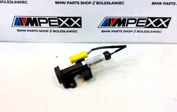 BMW 7 G11 G12 Bonnet Pedestrian Airbag Actuator 7347406