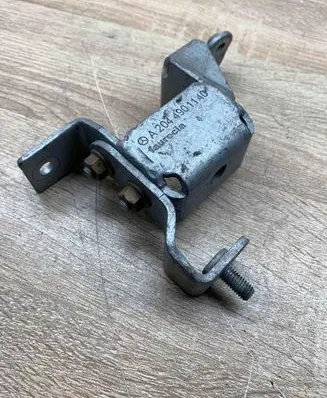 Mercedes-Benz C W204 other engine part A2044901140