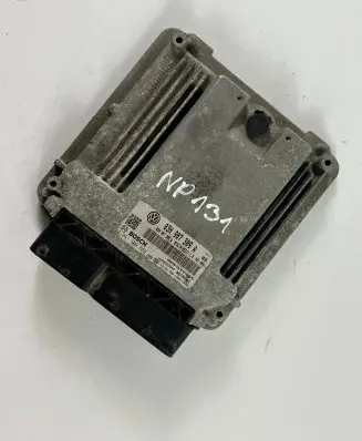Volkswagen PASSAT B8 Engine control unit/module ECU 03H907309A 0261S06556