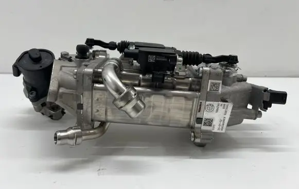 BMW X7 G07 EGR valve cooler 9886766