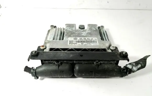 Volkswagen PASSAT B6 Engine control unit/module 0281013260 03G906021LR 03G906021AN