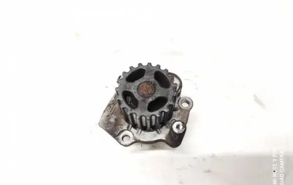 Volkswagen Golf V Water pump 045121019d